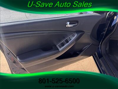 2007 Nissan Altima 3.5 SL   - Photo 5 - Roy, UT 84067