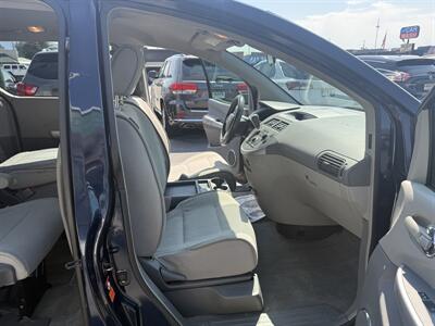 2009 Nissan Quest 3.5 S   - Photo 9 - Roy, UT 84067