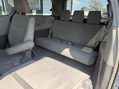 2009 Nissan Quest 3.5 S   - Photo 16 - Roy, UT 84067