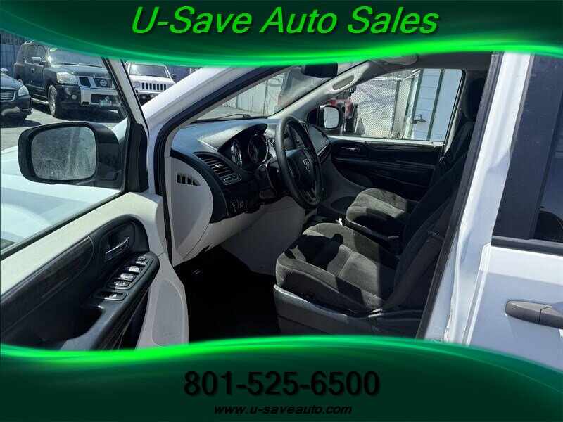 2019 Dodge Grand Caravan SE - Photo 9 - Roy, UT 84067