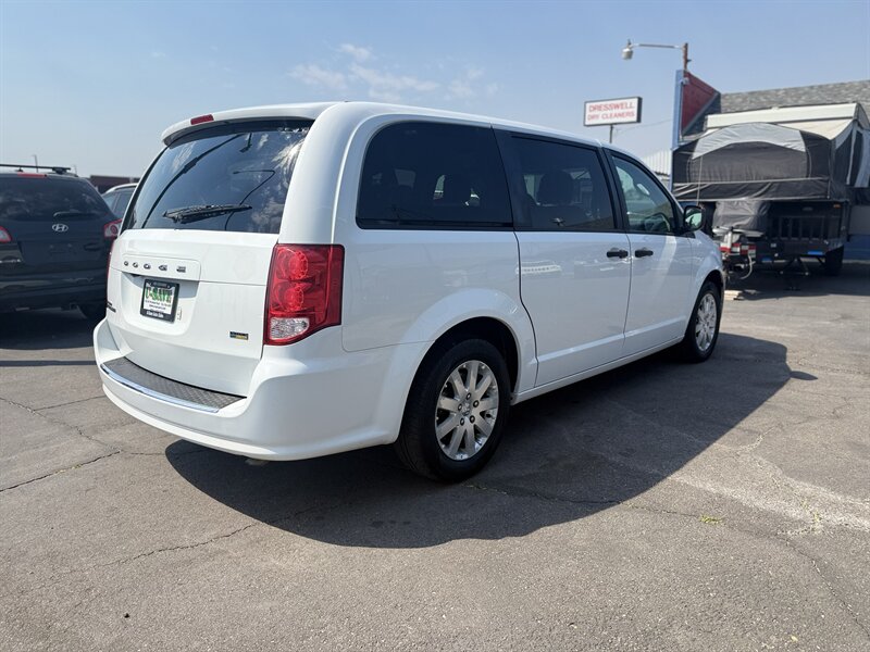 2019 Dodge Grand Caravan SE - Photo 5 - Roy, UT 84067