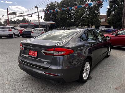 2019 Ford Fusion Hybrid SE   - Photo 13 - San Carlos, CA 94070