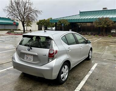 2013 Toyota Prius c One   - Photo 5 - San Carlos, CA 94070