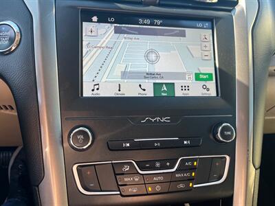 2019 Ford Fusion Hybrid SE   - Photo 17 - San Carlos, CA 94070