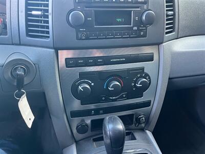 2006 Jeep Grand Cherokee Laredo - Photo 15 - San Carlos, CA 94070