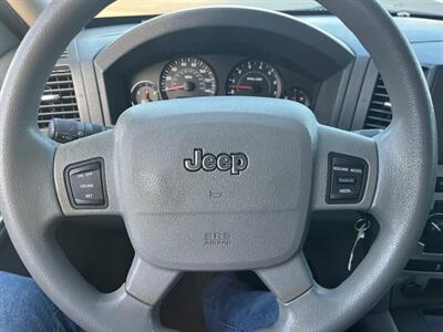 2006 Jeep Grand Cherokee Laredo - Photo 13 - San Carlos, CA 94070