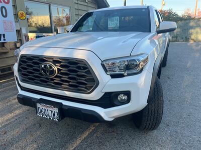 2023 Toyota Tacoma SR5 V6 4 x 4 - Photo 3 - San Carlos, CA 94070