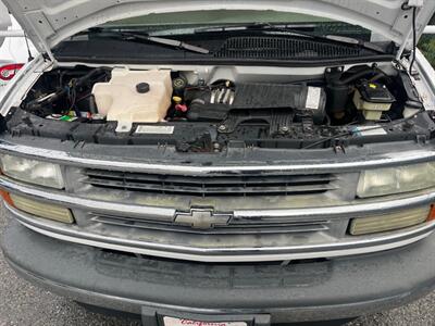 2002 Chevrolet Express 3500   - Photo 24 - San Carlos, CA 94070