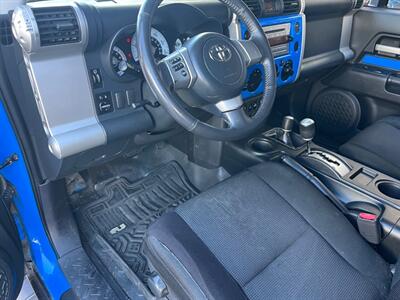 2007 Toyota FJ Cruiser 4dr SUV   - Photo 27 - San Carlos, CA 94070