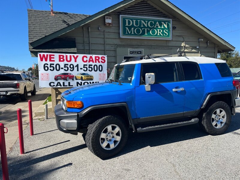 2007 Toyota FJ Cruiser 4dr SUV   - Photo 1 - San Carlos, CA 94070