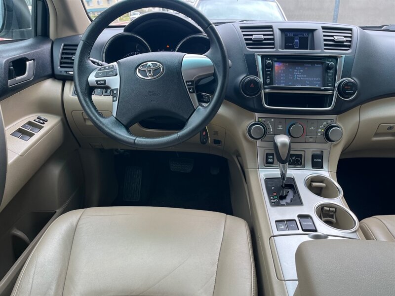 2013 Toyota Highlander Base - Photo 17