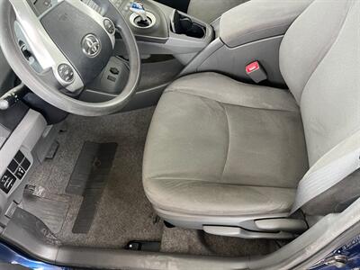 2010 Toyota Prius II  2 - Photo 19 - San Carlos, CA 94070