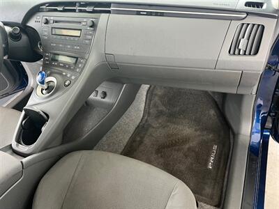 2010 Toyota Prius II  2 - Photo 14 - San Carlos, CA 94070