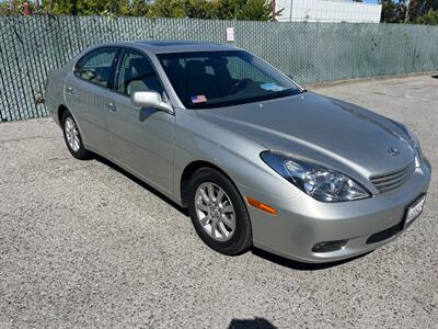 2004 Lexus ES 330 Sedan