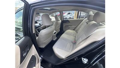 2017 Honda Accord Hybrid EX-L   - Photo 17 - Elmhurst, NY 11373