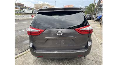 2017 Toyota Sienna XLE 7-Passenger - Photo 6 - Elmhurst, NY 11373