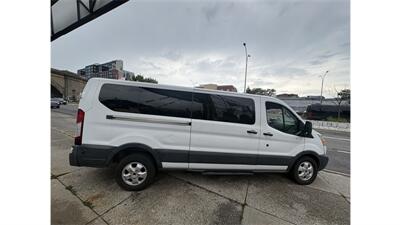 2018 Ford Transit 350 XL  15 seats - Photo 4 - Elmhurst, NY 11373