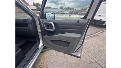 2007 Honda Ridgeline RT   - Photo 19 - Elmhurst, NY 11373