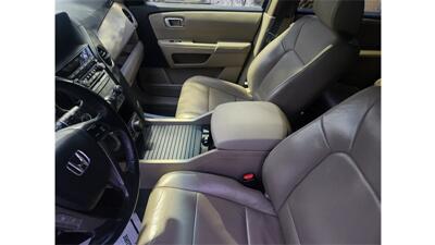 2014 Honda Pilot EX-L w/DVD   - Photo 17 - Elmhurst, NY 11373