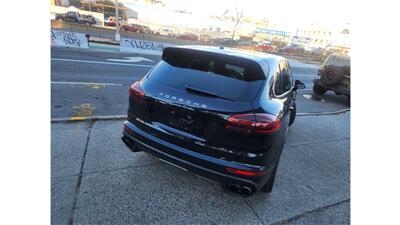 2018 Porsche Cayenne Turbo   - Photo 5 - Elmhurst, NY 11373