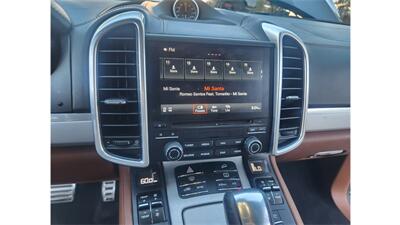 2018 Porsche Cayenne Turbo   - Photo 27 - Elmhurst, NY 11373