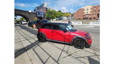 2012 MINI Cooper Hardtop S Manuel   - Photo 2 - Elmhurst, NY 11373