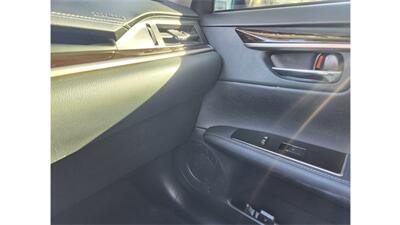 2018 Lexus ES 350   - Photo 14 - Elmhurst, NY 11373