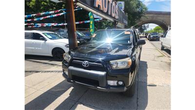 2011 Toyota 4Runner Trail Edition - Photo 2 - Elmhurst, NY 11373