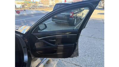 2013 BMW 528i xDrive - Photo 13 - Elmhurst, NY 11373