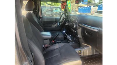 2017 Jeep Wrangler Sport - Photo 11 - Elmhurst, NY 11373