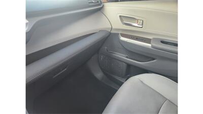 2022 Toyota Sienna XLE 7-Passenger AWD   - Photo 22 - Elmhurst, NY 11373