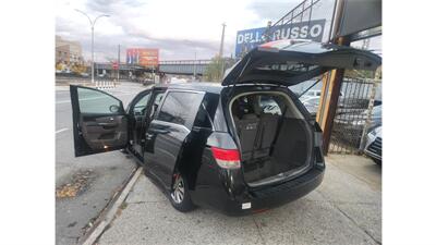 2013 Honda Odyssey Touring   - Photo 11 - Elmhurst, NY 11373