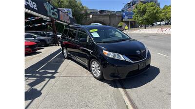 2017 Toyota Sienna LE 7-Passenger Awd - Photo 10 - Elmhurst, NY 11373
