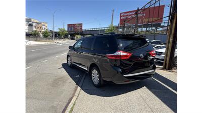 2017 Toyota Sienna LE 7-Passenger Awd - Photo 4 - Elmhurst, NY 11373
