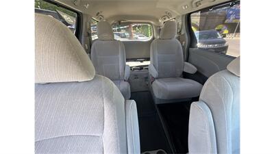 2017 Toyota Sienna LE 7-Passenger Awd - Photo 26 - Elmhurst, NY 11373