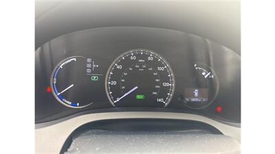2014 Lexus CT 200h - Photo 12 - Elmhurst, NY 11373