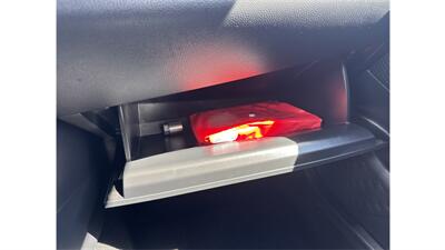 2018 Toyota C-HR XLE   - Photo 16 - Elmhurst, NY 11373