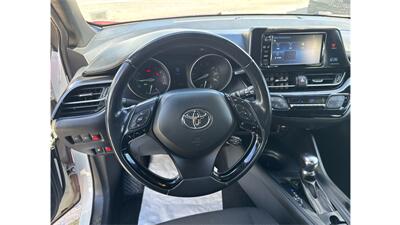 2018 Toyota C-HR XLE   - Photo 9 - Elmhurst, NY 11373