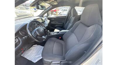 2018 Toyota C-HR XLE   - Photo 10 - Elmhurst, NY 11373