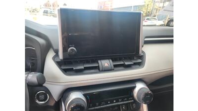 2024 Toyota RAV4 XLE   - Photo 16 - Elmhurst, NY 11373