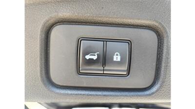 2023 Nissan Pathfinder SL   - Photo 6 - Elmhurst, NY 11373