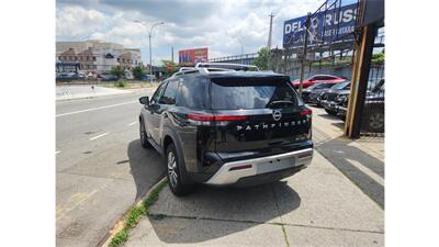 2023 Nissan Pathfinder SL   - Photo 4 - Elmhurst, NY 11373