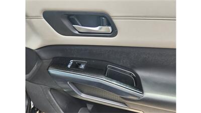 2023 Nissan Pathfinder SL   - Photo 12 - Elmhurst, NY 11373