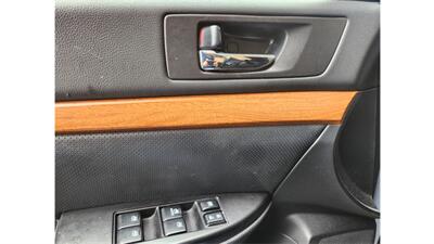 2014 Subaru Outback 2.5i Limited   - Photo 4 - Elmhurst, NY 11373