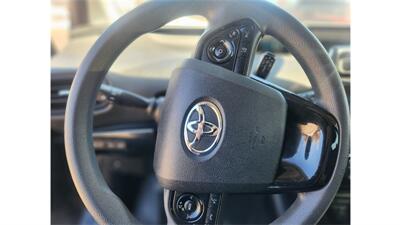 2019 Toyota Prius L Eco   - Photo 16 - Elmhurst, NY 11373