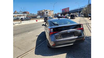 2019 Toyota Prius L Eco   - Photo 6 - Elmhurst, NY 11373