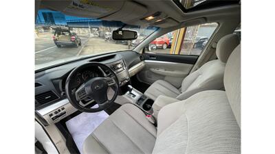 2013 Subaru Outback 2.5i Premium   - Photo 9 - Elmhurst, NY 11373