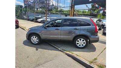 2011 Honda CR-V SE   - Photo 6 - Elmhurst, NY 11373