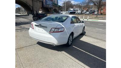 2010 Toyota Camry Hybrid   - Photo 4 - Elmhurst, NY 11373