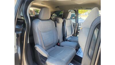 2022 Toyota Sienna LE 8-Passenger   - Photo 12 - Elmhurst, NY 11373
